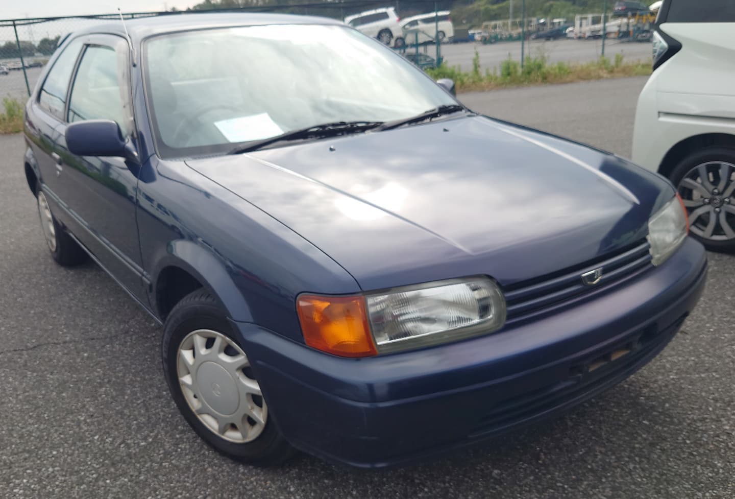 カローラⅡ211031