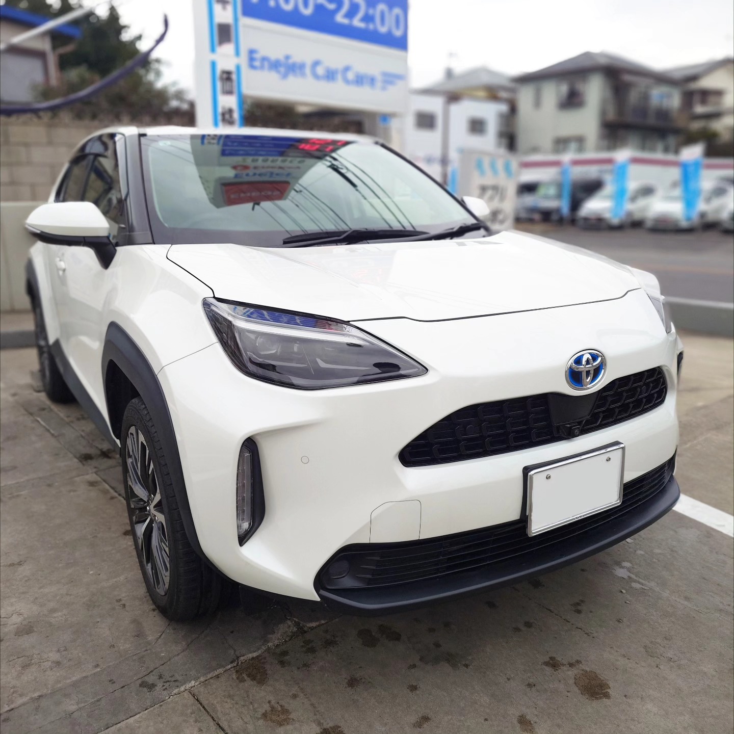 ヤリスクロスHV250206