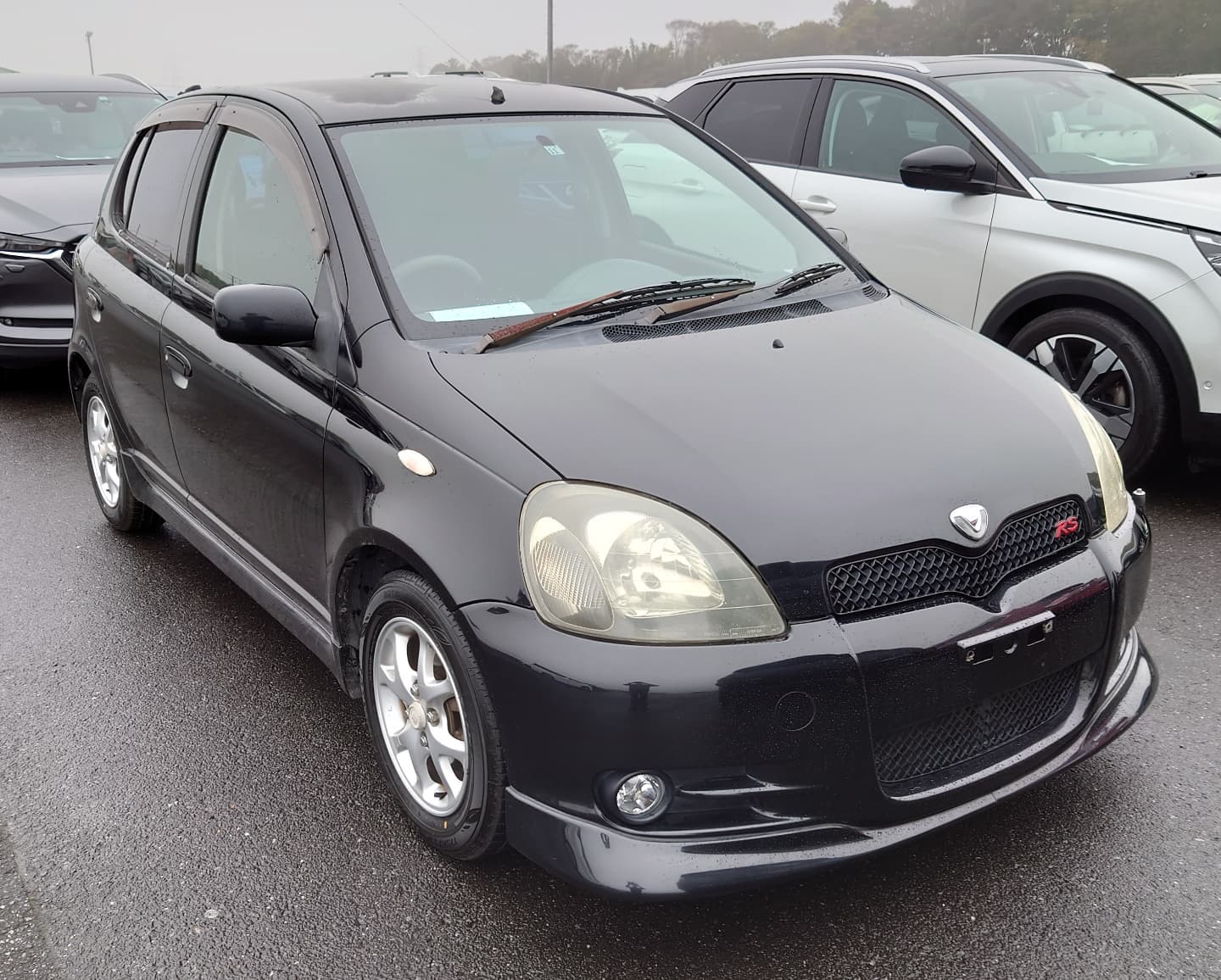 ヴィッツRS211203